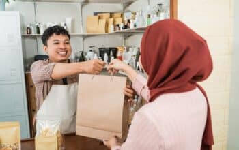 Apa Itu Sales Taking Order? Kenali Peran, Tugas, dan Skill yang Dibutuhkan