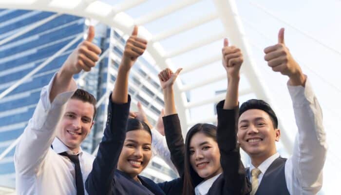 tugas sales executive