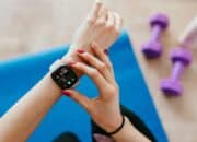 Wallpaper Smartwatch: Bikin Jam Tangan Pintar Kamu Makin Keren dan Personal!